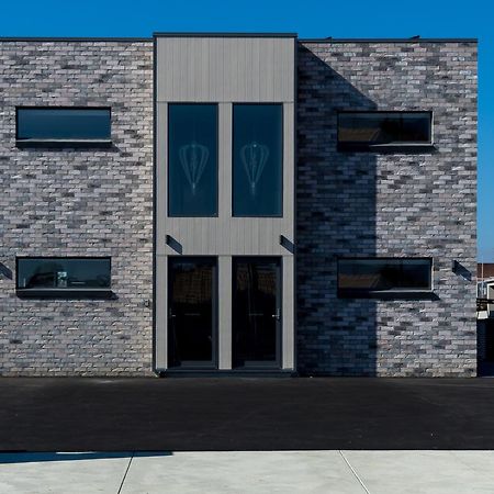 Ulverstone Waterfront Apartments Bagian luar foto