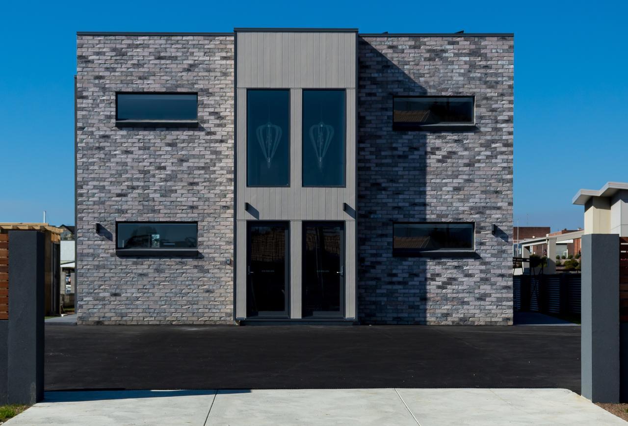 Ulverstone Waterfront Apartments Bagian luar foto